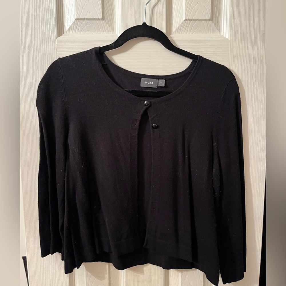 Black cropped cardigan